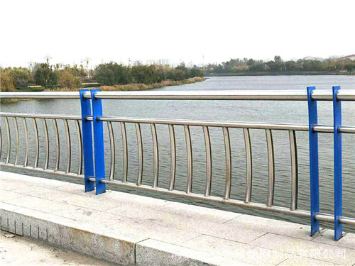 ָܾϹ304ײ